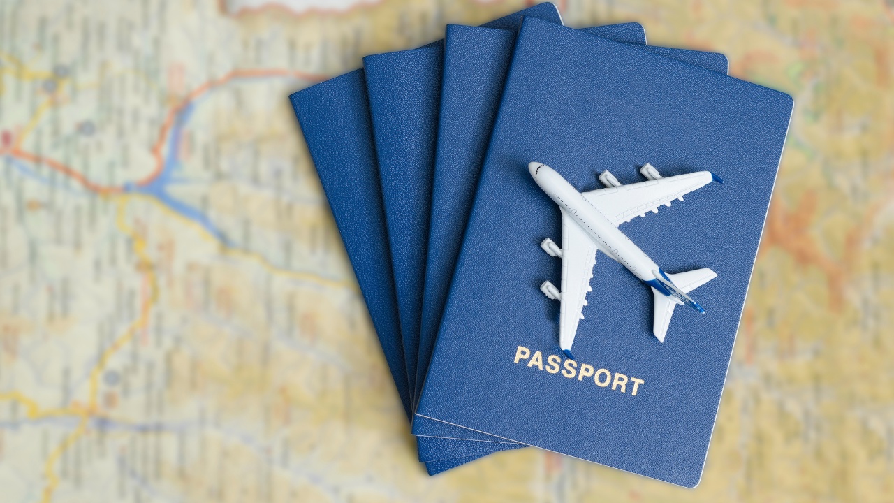 Giai đoạn 5 – Nhận quốc tịch hộ chiếu - MCI Global tư vấn định cư